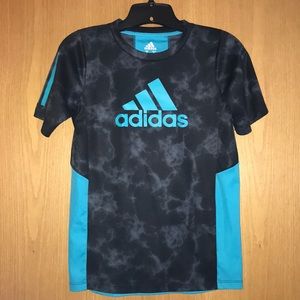 Boys Adidas Size M "limacool" shirt